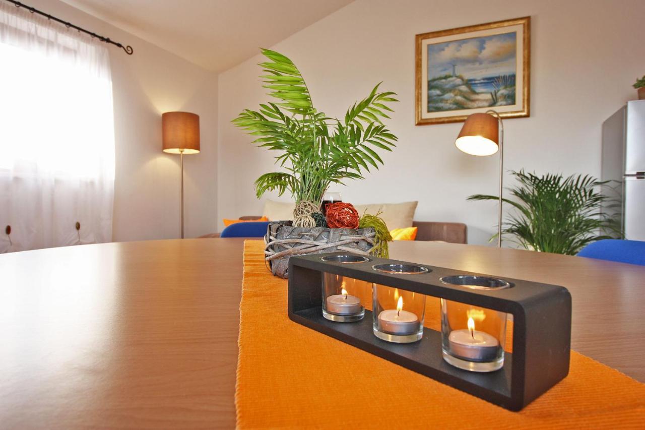 Brijunisol - 3 Apartments Top Position Near The Beautiful Beach Fažana Eksteriør billede