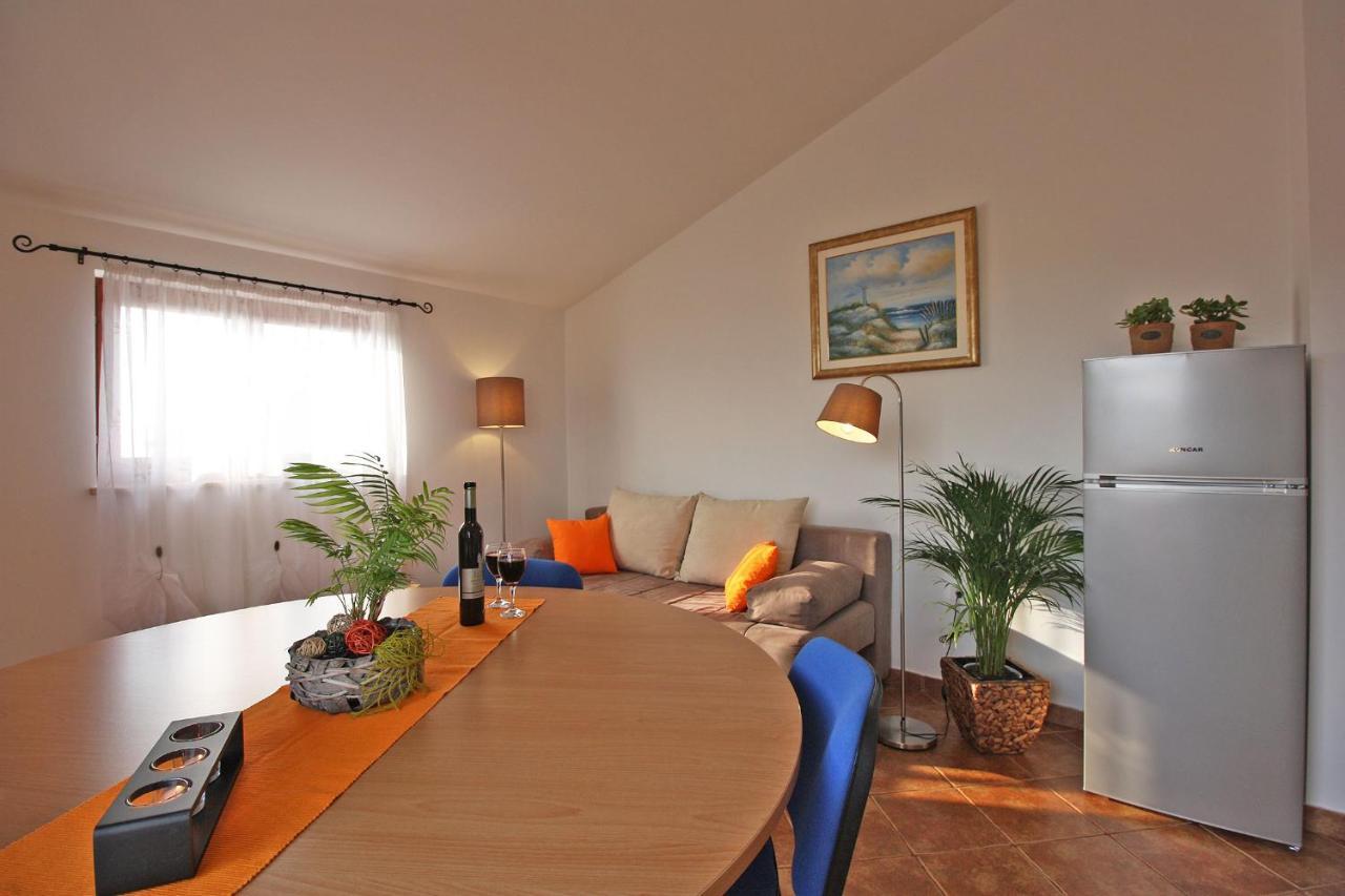 Brijunisol - 3 Apartments Top Position Near The Beautiful Beach Fažana Eksteriør billede